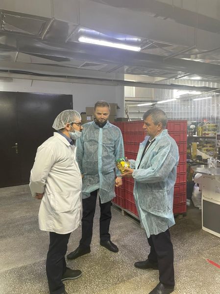 Нюсрет Омаров ознакомился с работой компании-производителя детской кондитерской продукции  ООО «Юнион»